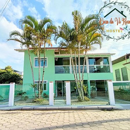 Hostel Casa Da Vo Rosa Governador Celso Ramos Esterno foto