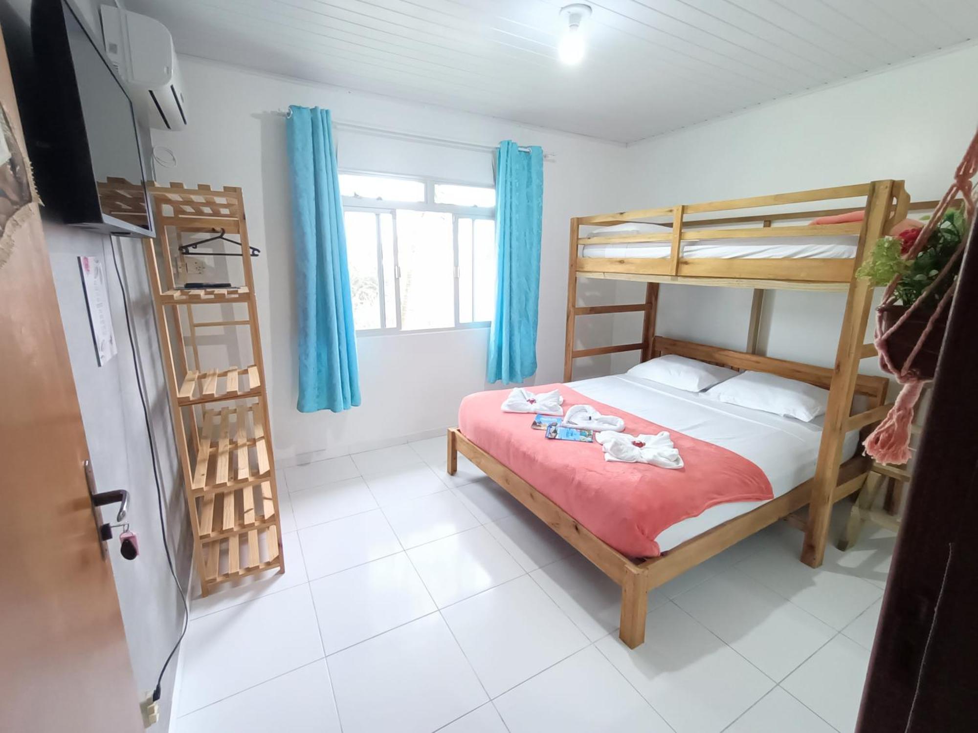 Hostel Casa Da Vo Rosa Governador Celso Ramos Esterno foto