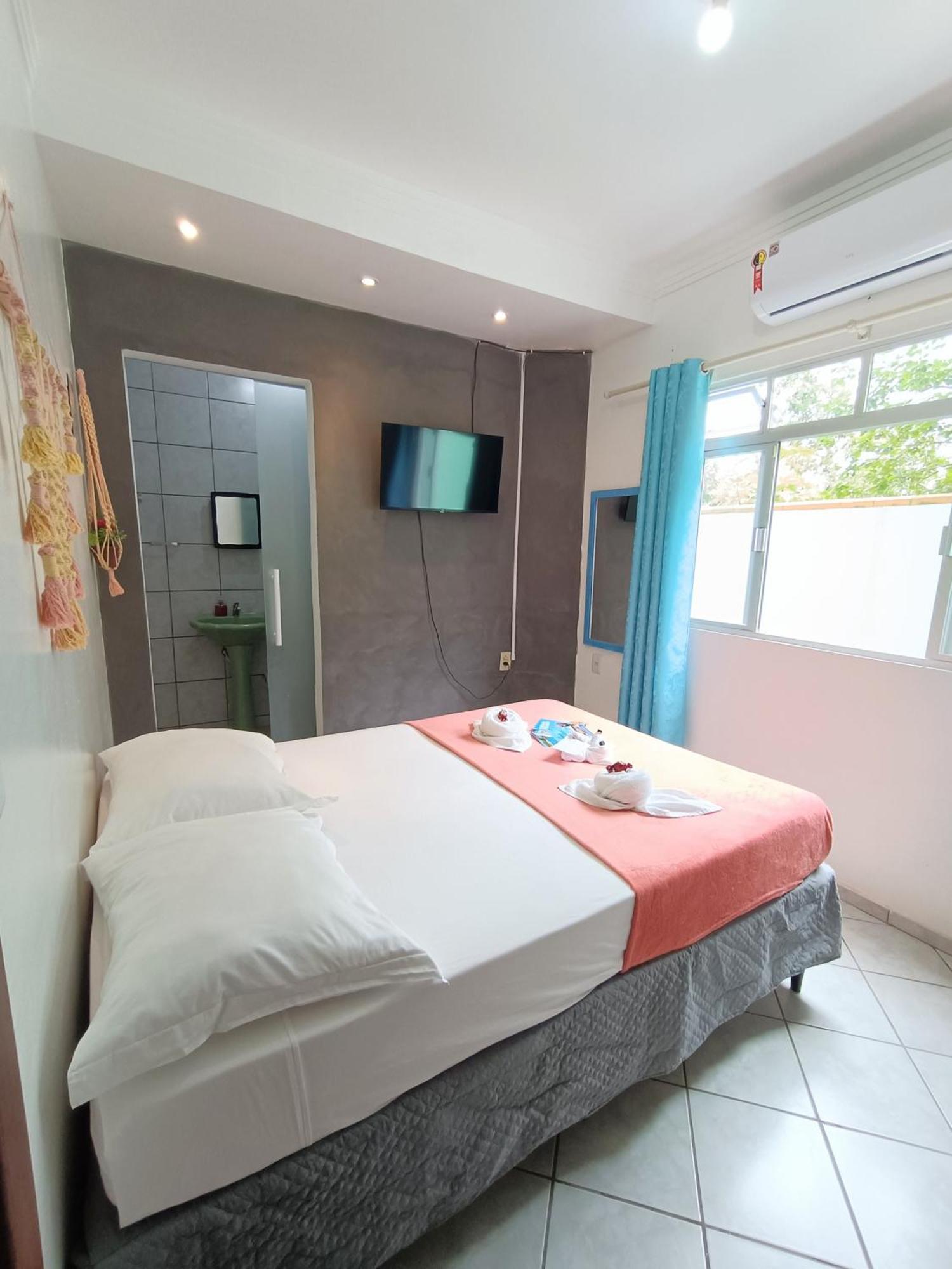 Hostel Casa Da Vo Rosa Governador Celso Ramos Esterno foto