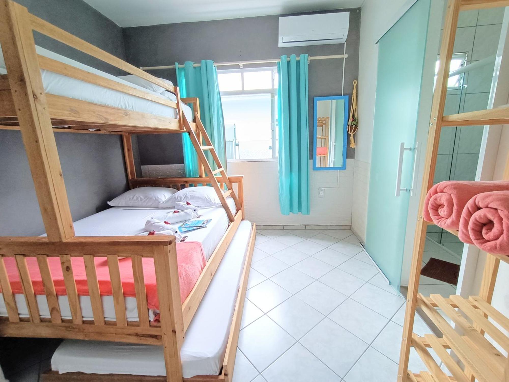 Hostel Casa Da Vo Rosa Governador Celso Ramos Esterno foto