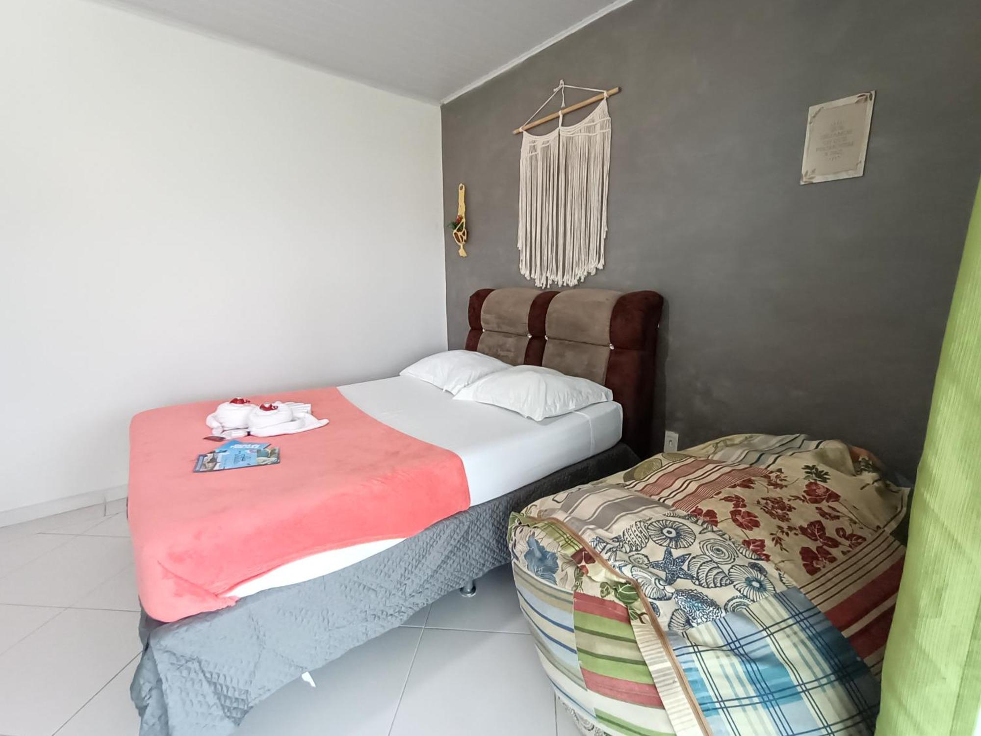 Hostel Casa Da Vo Rosa Governador Celso Ramos Esterno foto