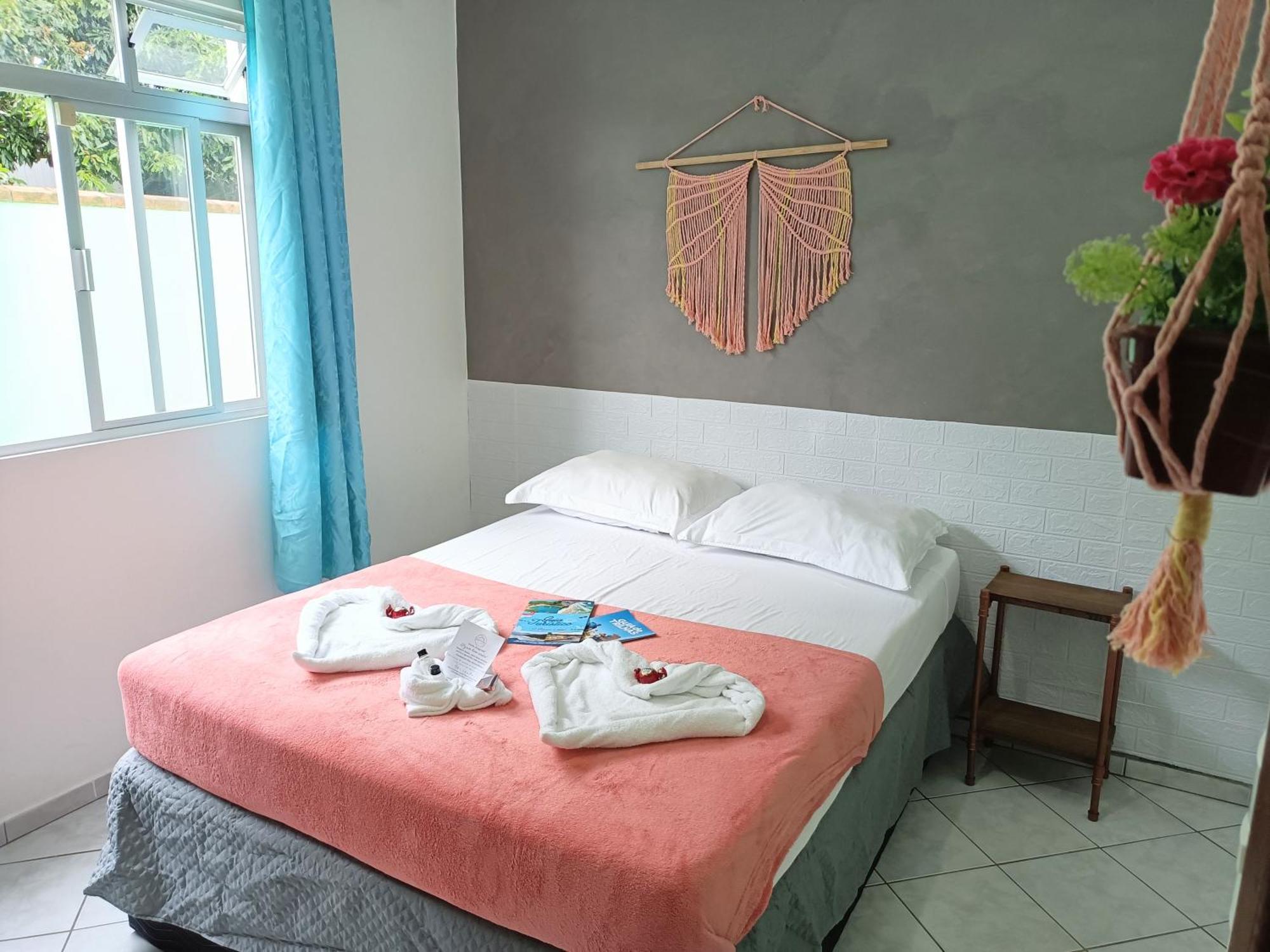Hostel Casa Da Vo Rosa Governador Celso Ramos Esterno foto